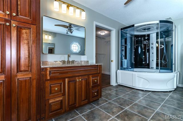 406 Celesta Street, Godfrey, IL 62035