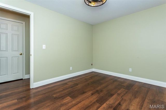 406 Celesta Street, Godfrey, IL 62035