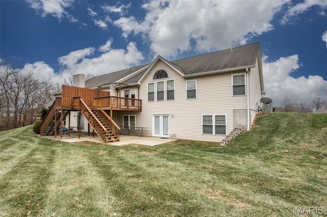 406 Celesta Street, Godfrey, IL 62035