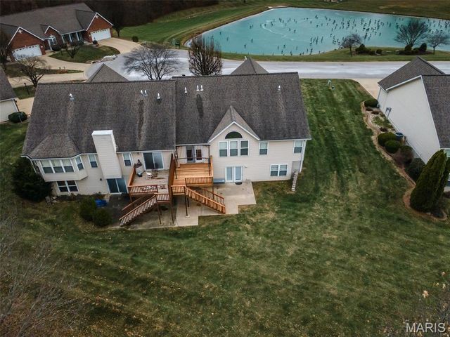 406 Celesta Street, Godfrey, IL 62035