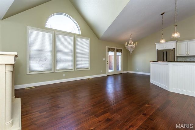 406 Celesta Street, Godfrey, IL 62035