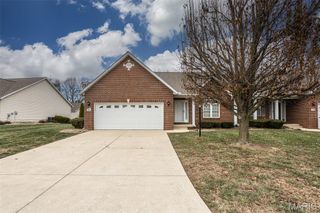 406 Celesta Street, Godfrey, IL 62035