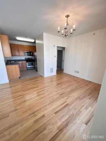 365 Lehigh Avenue 309, Perth Amboy, NJ 08861