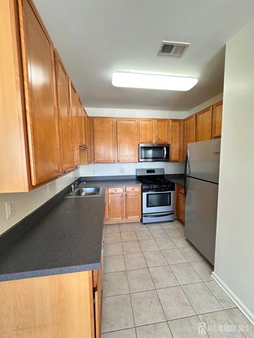 365 Lehigh Avenue 309, Perth Amboy, NJ 08861