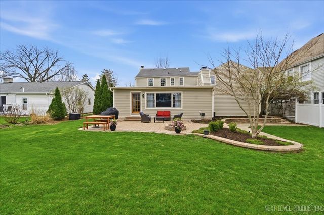 618 S 5th Street, St. Charles, IL 60174