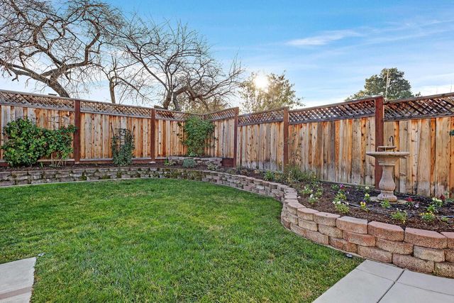 1009 Lisbon Avenue, Livermore, CA 94550