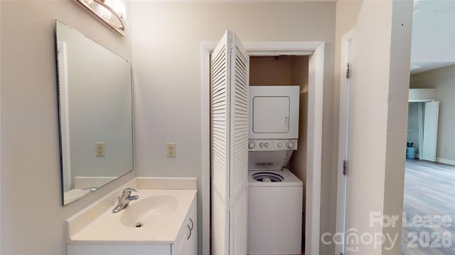 715 N Church Street 212, Charlotte, NC 28202