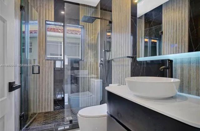 111 NW 46th St, Miami, FL 33127