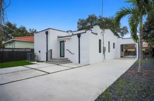 111 NW 46th St, Miami, FL 33127