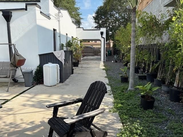 111 NW 46th St, Miami, FL 33127