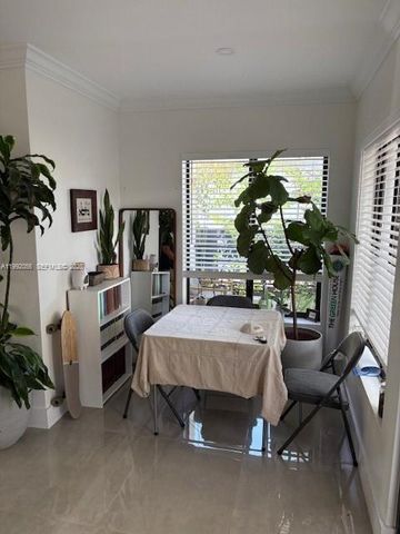 111 NW 46th St, Miami, FL 33127