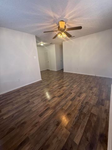 2317 15th Street, Lubbock, TX 79401