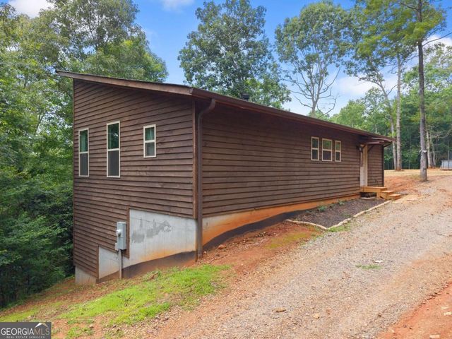 308 Fowler Creek Drive, Cleveland, GA 30528