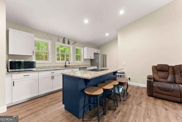 308 Fowler Creek Drive, Cleveland, GA 30528