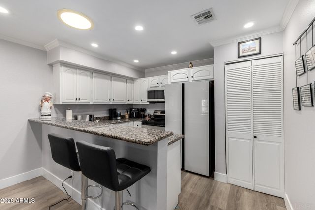 12440 N 20TH Street 220, Phoenix, AZ 85022