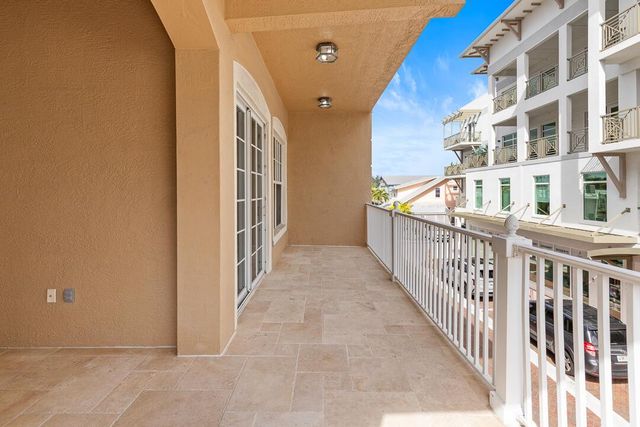 47 SW Osceola Street 206, Stuart, FL 34994