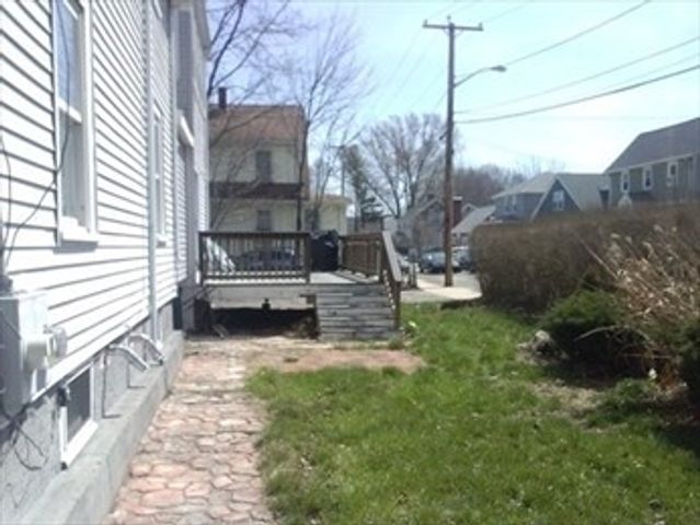 35 Spring St 1, Medford, MA 02155