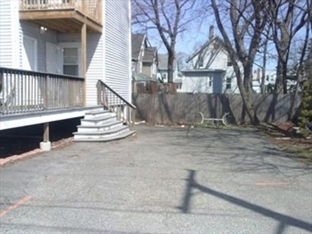 35 Spring St 1, Medford, MA 02155