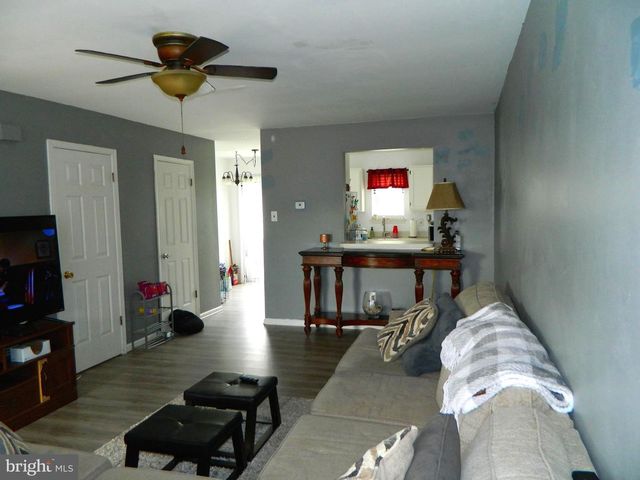 1033 HILLSBORO, Sewell, NJ 08080
