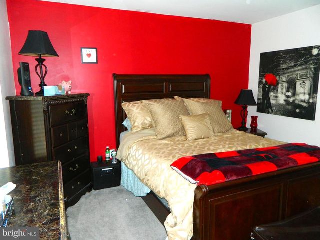 1033 HILLSBORO, Sewell, NJ 08080