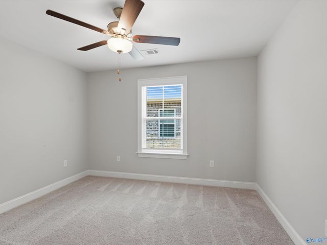 6533 SE Oak Meadow Drive, Owens Cross Roads, AL 35763