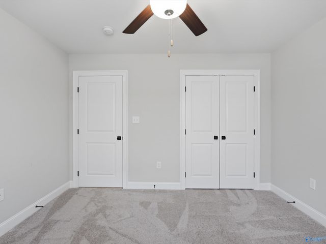 6533 SE Oak Meadow Drive, Owens Cross Roads, AL 35763