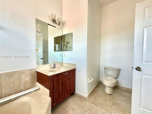 20336 SW 87th Pl, Cutler Bay, FL 33189