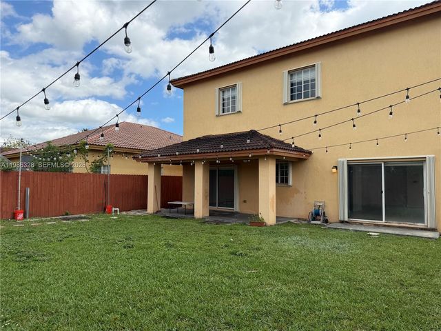 20336 SW 87th Pl, Cutler Bay, FL 33189