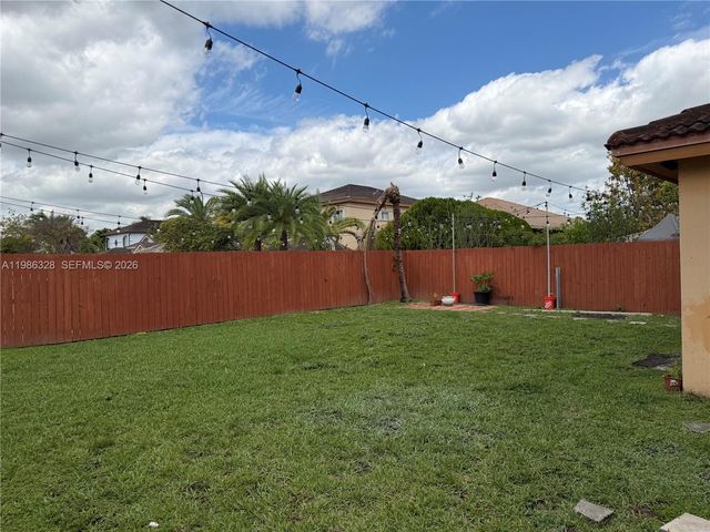 20336 SW 87th Pl, Cutler Bay, FL 33189