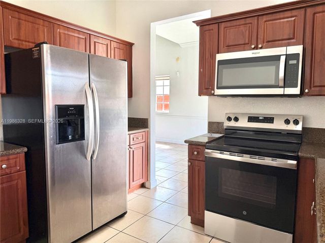 20336 SW 87th Pl, Cutler Bay, FL 33189