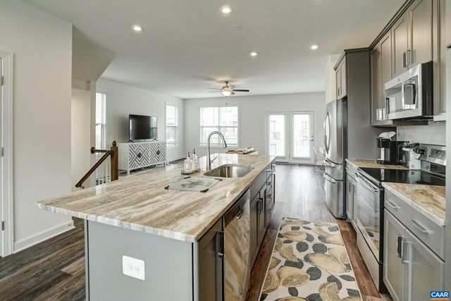 916 ORION LN, Crozet, VA 22932