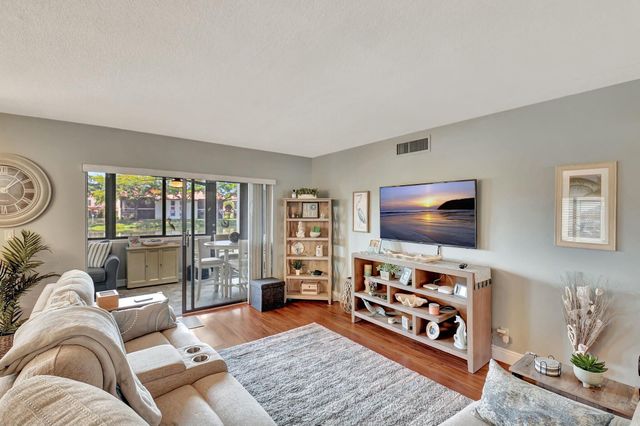 10663 Ocean Palm Way 101, Boynton Beach, FL 33437