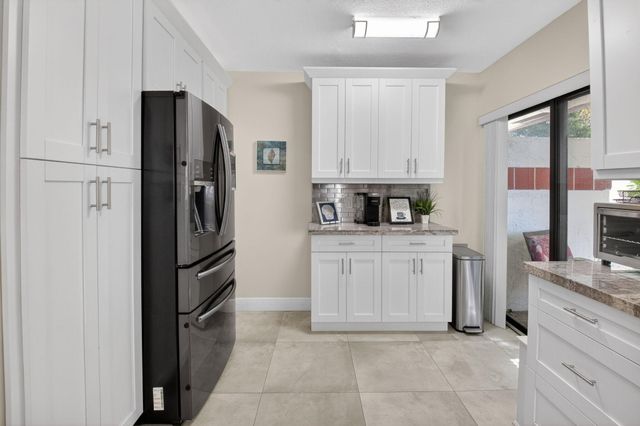 10663 Ocean Palm Way 101, Boynton Beach, FL 33437