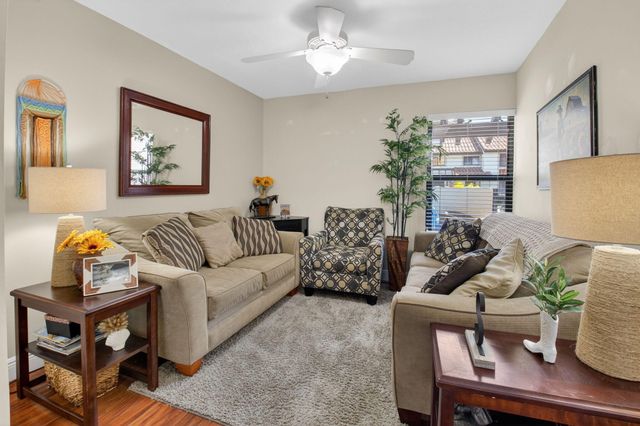 10663 Ocean Palm Way 101, Boynton Beach, FL 33437