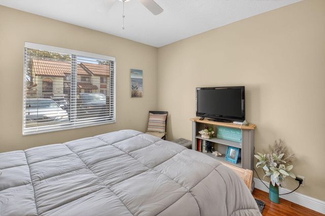 10663 Ocean Palm Way 101, Boynton Beach, FL 33437