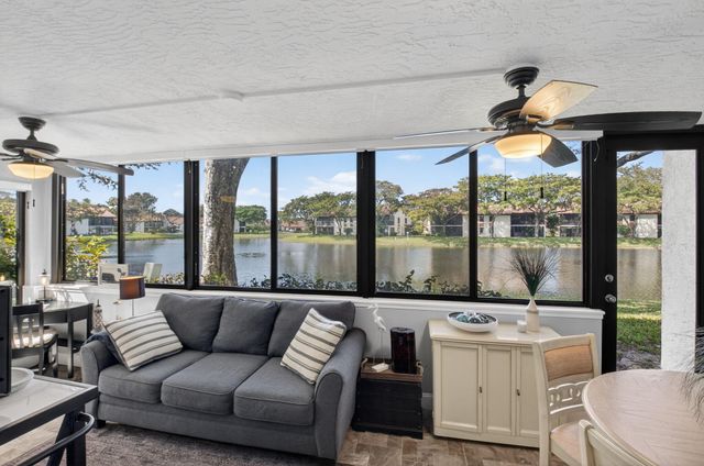 10663 Ocean Palm Way 101, Boynton Beach, FL 33437