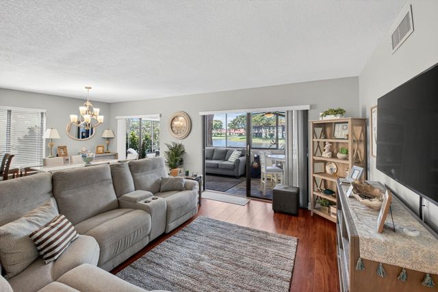 10663 Ocean Palm Way 101, Boynton Beach, FL 33437