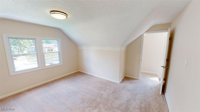 4528 S Frontenac Drive, Warrensville Heights, OH 44128