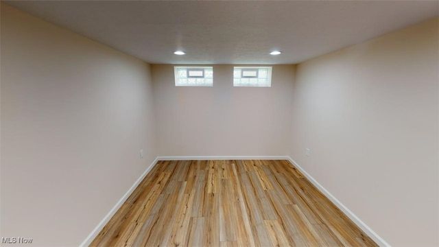 4528 S Frontenac Drive, Warrensville Heights, OH 44128