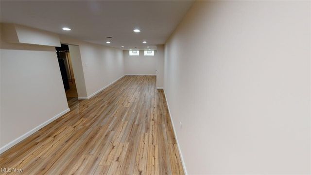 4528 S Frontenac Drive, Warrensville Heights, OH 44128