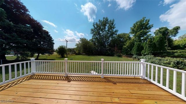 4528 S Frontenac Drive, Warrensville Heights, OH 44128