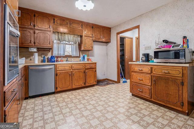 5339 Highway 155 N, Stockbridge, GA 30281