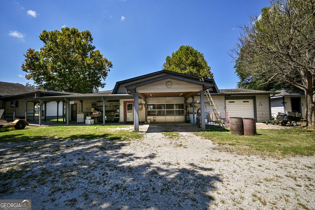 2144 Boar Tusk Road NE, Conyers, GA 30012