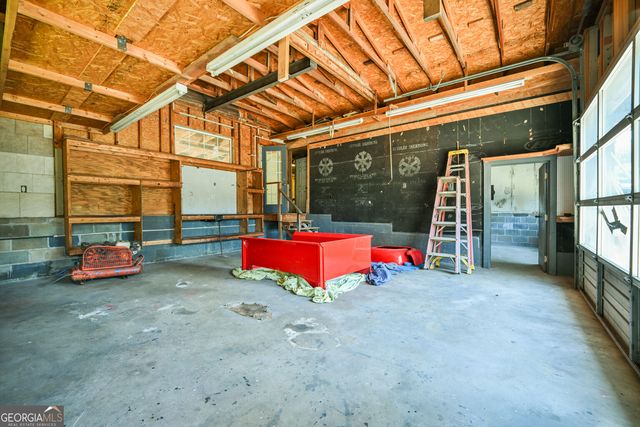 2144 Boar Tusk Road NE, Conyers, GA 30012