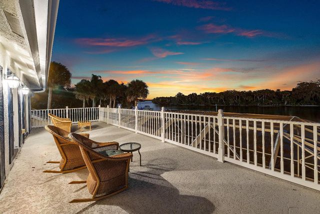 5855 SW Mapp Road SW, Palm City, FL 34990