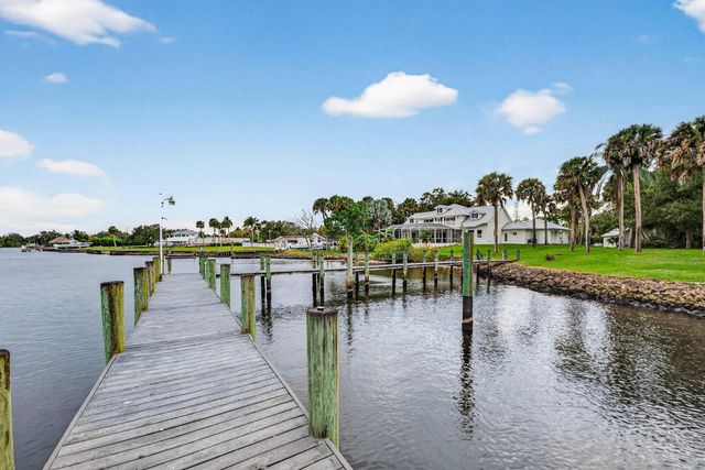 5855 SW Mapp Road SW, Palm City, FL 34990