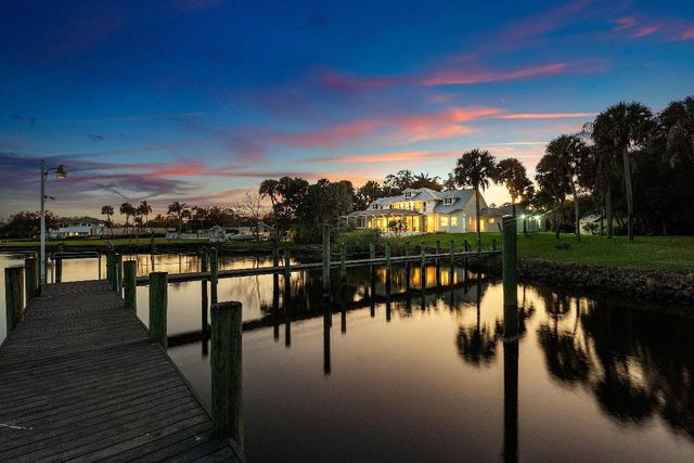 5855 SW Mapp Road SW, Palm City, FL 34990