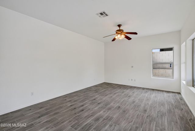 156 S Eastern Dawn Avenue, Tucson, AZ 85748
