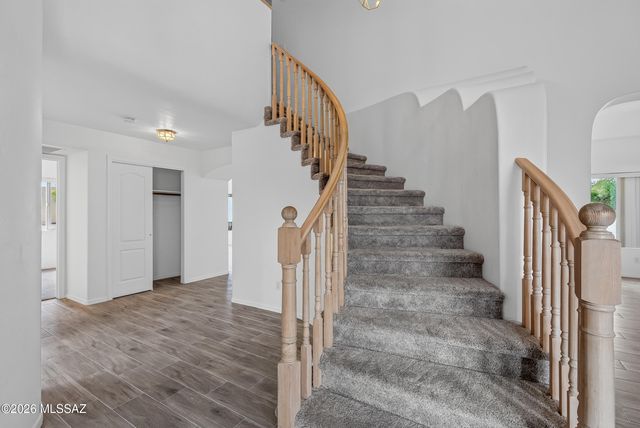 156 S Eastern Dawn Avenue, Tucson, AZ 85748