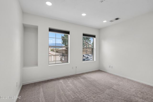 156 S Eastern Dawn Avenue, Tucson, AZ 85748